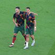 FOTO: Dalot brinca com Ronaldo: «Esta nova geração…»