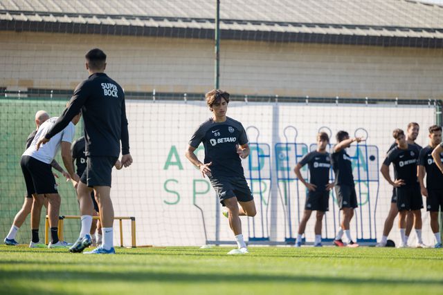 Sporting: Rúben Amorim chama dúzia de jovens ao treino