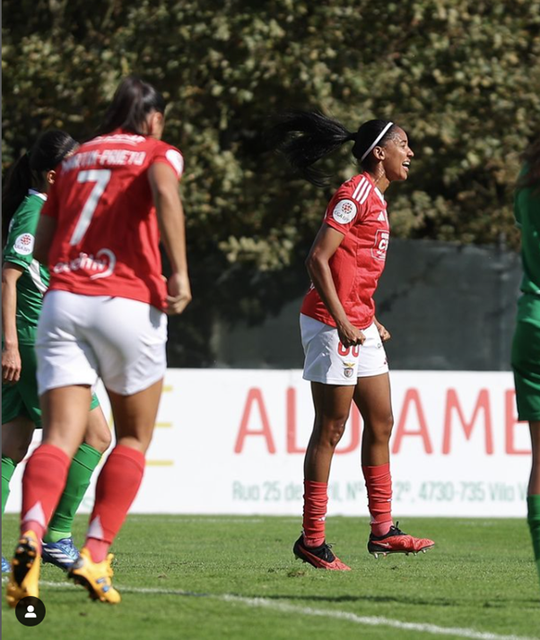 Líder Benfica goleia em Vila Verde