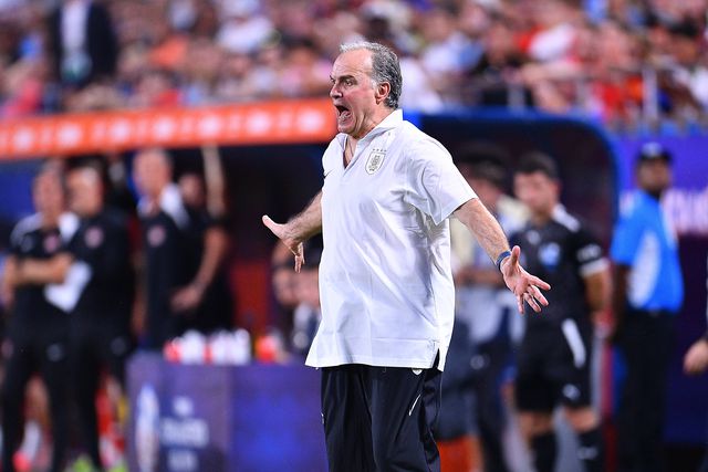 «Bielsa mata-te física e mentalmente»