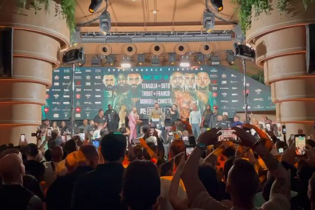 Díficil imaginar? O 'bad boy' McGregor na versão pacificador