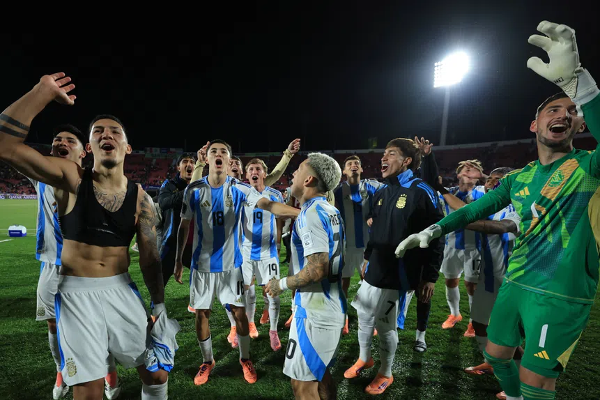 Prestianni faz magia! Argentina nas meias