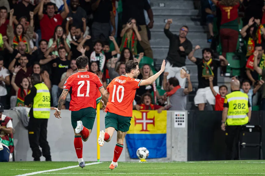 Martínez no poleiro: 'Geração de Ouro' ameaçada!