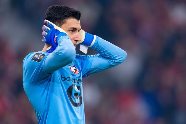Berke Ozer, guarda-redes do Lille