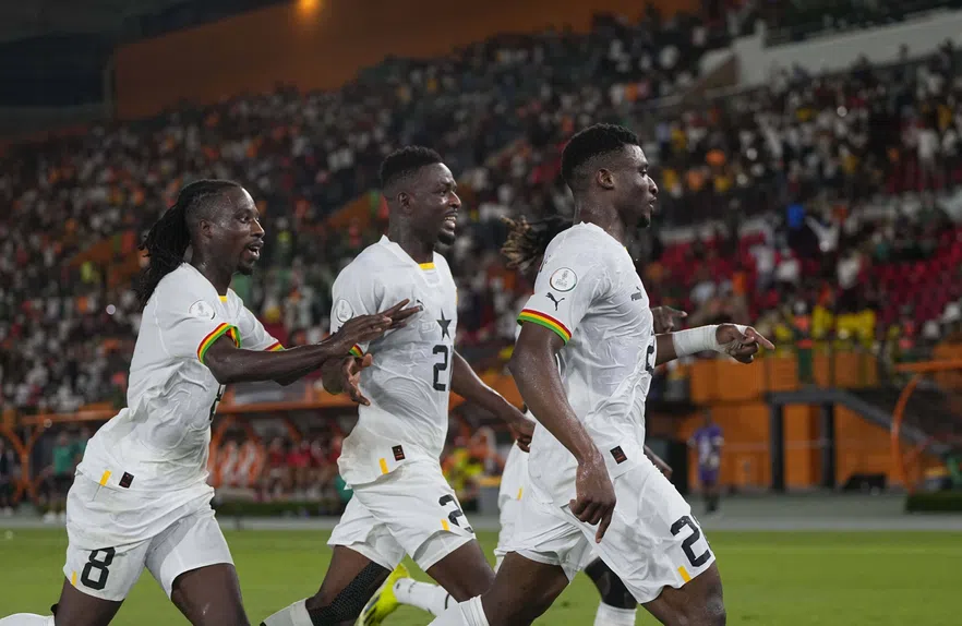 Gana carimba passaporte! Festa africana no Mundial
