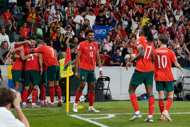 Jogadores de Portugal a celebrarem o golo de Rúben Neves, no jogo frente à Irlanda, no passado dia 11 de outubro
