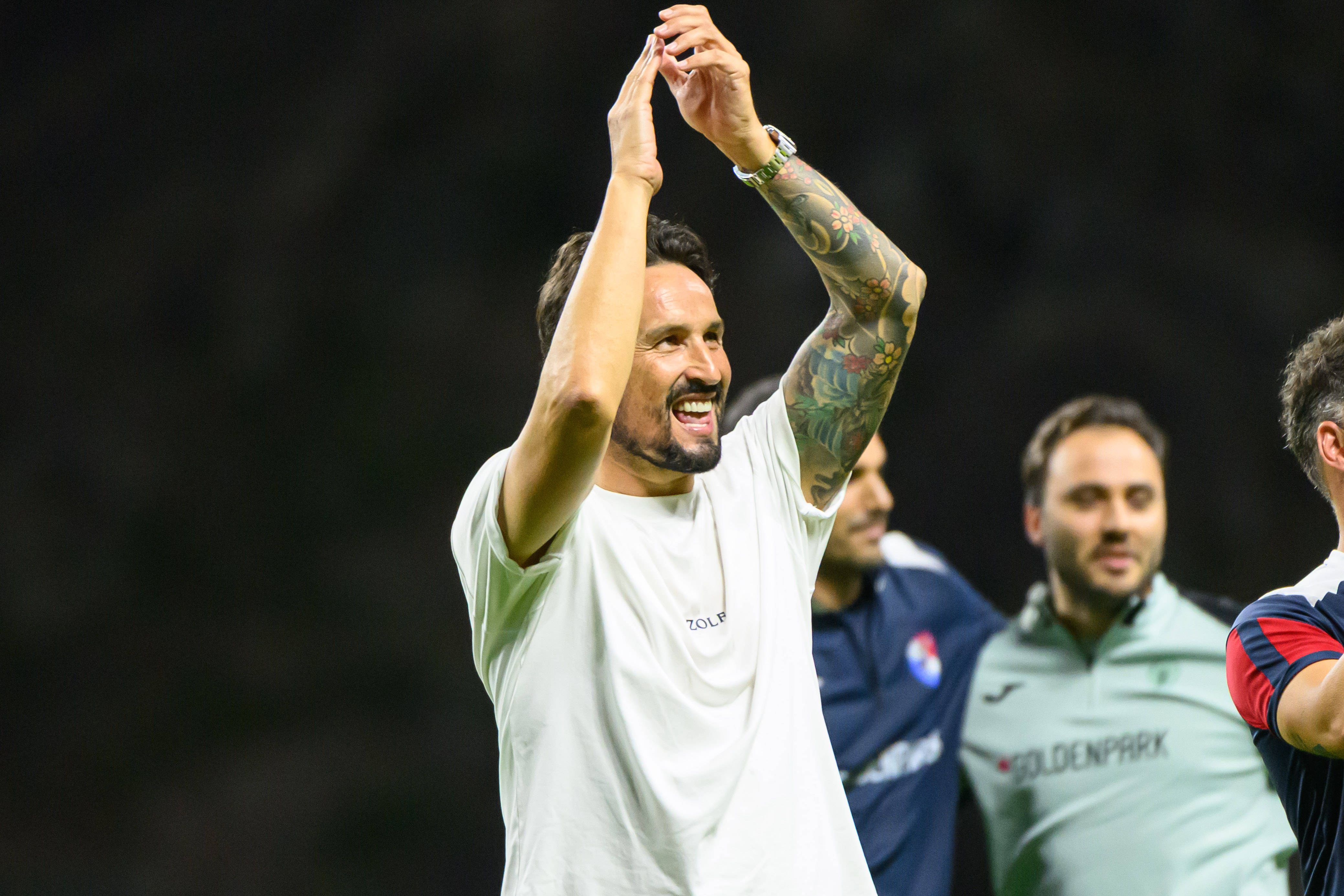 César Peixoto festejou efusivamente a vitória diante do SC Braga