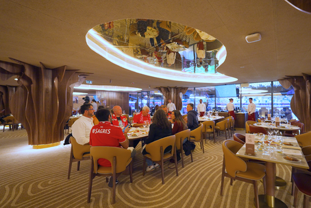 Há uma ‘nova Luz’ a 12.500 euros por lugar: fomos conhecer o templo de luxo do Benfica