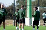 Sporting sem Debast e Zalazar antes da viagem para França