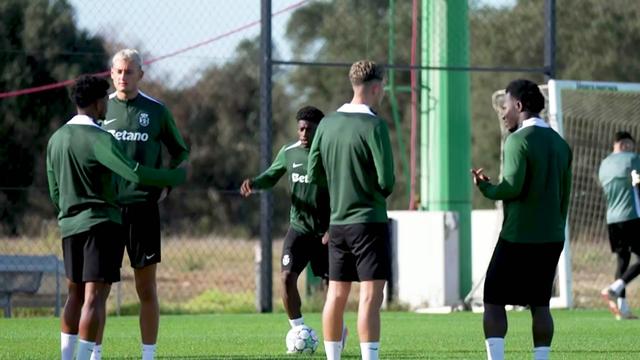 Sporting sem Debast e Zalazar antes da viagem para França