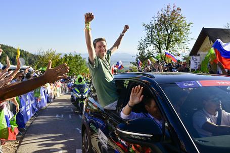 Tadej Pogacar durante os Europeus de Estrada que decorreram no seu país-natal, a Eslovénia