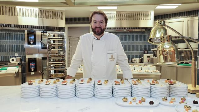 O chef Vítor Matos soma seis estrelas Michelin e promete variedade e qualidade no novo lounge do estádio da Luz - foto: Francisco Paraíso/SL BENFICA