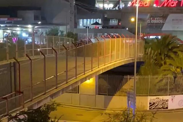 Autocarro do leão também já chegou à Luz