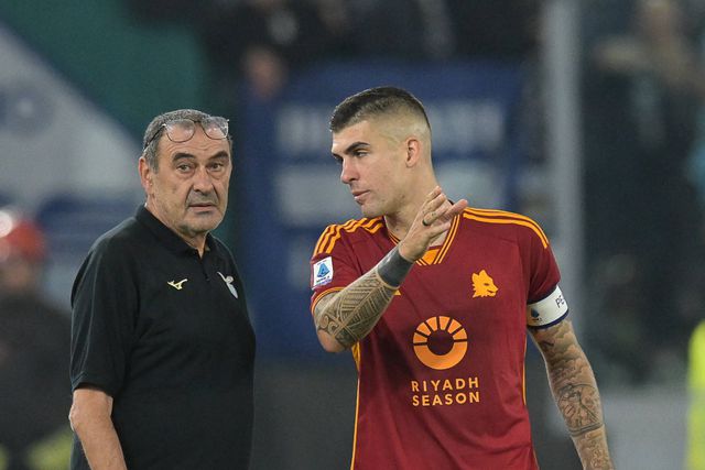 Sarri: «Gosto muito de Mourinho como pessoa, não como personagem»