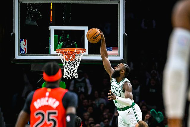 NBA: Boston Celtics vencem Toronto Raptors, Neemias continua de fora