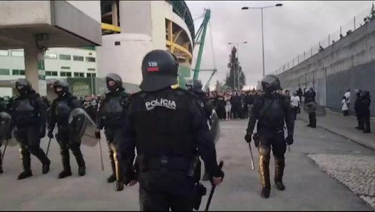 Mais de três mil adeptos do Sporting a caminho da Luz