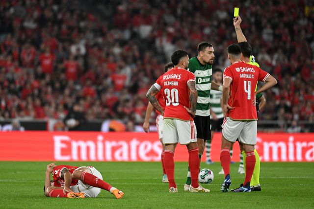 Coates lamenta expulsão de Inácio e lembra: «Continuamos em primeiro»