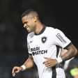Bragantino-Botafogo acaba empatado e quem sorri é o Palmeiras
