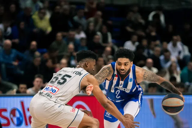 FC Porto ganha na Bélgica e vence grupo