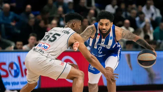 FC Porto ganha na Bélgica e vence grupo