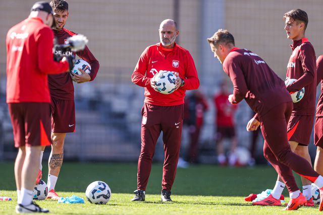 Polónia: Corda parte na ‘guerra’ com Lewandowski e selecionador demite-se 