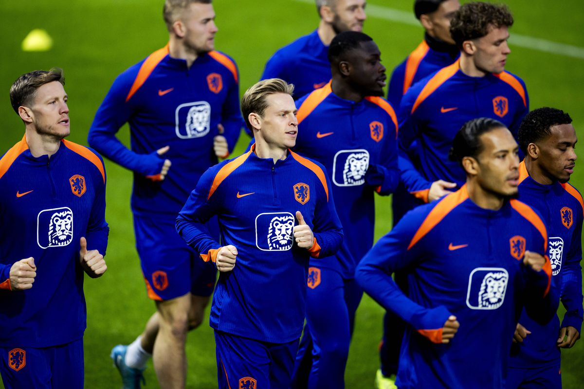 De Jong está recuperado do susto e quer voltar a jogar pelos Países Baixos