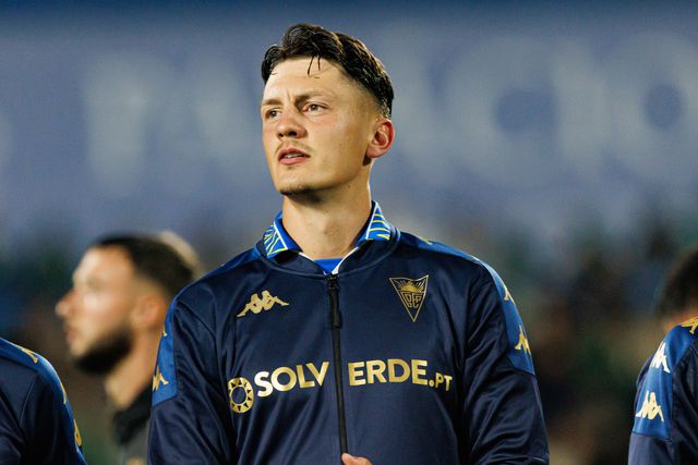 Felix Bacher persiste como único totalista do plantel do Estoril e, no espaço deste último ano, falhou...um jogo. Foto: IMAGO