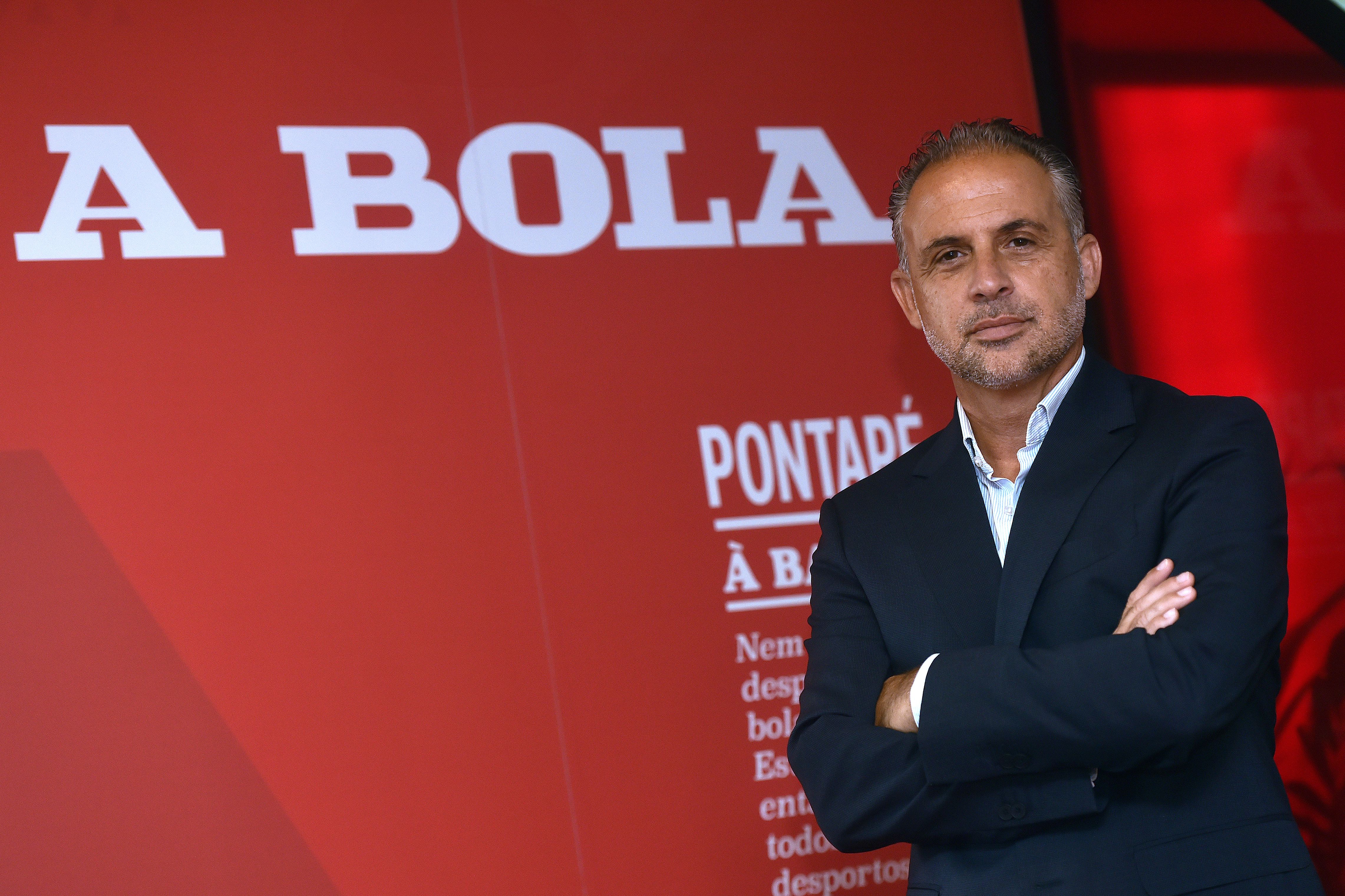 Duarte Gomes,  diretor técnico nacional de arbitragem, de visita à redação de A BOLA - Foto: Miguel Nunes