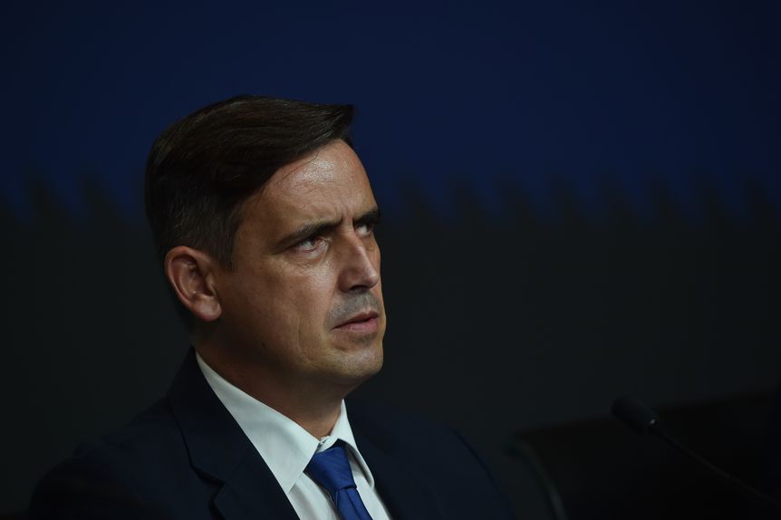 Luciano Gonçalves, presidente do Conselho de Arbitragem da FPF, respondeu às questões dos jornalistas - Foto: Miguel Nunes