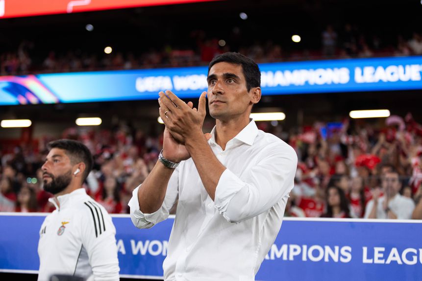 Ivan Baptista, treinador da equipa feminina do Benfica — Foto: IMAGO