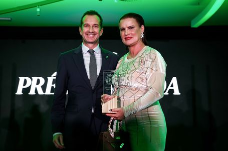 Frederico Varandas com Elma Aveiro, irmã de Cristiano Ronaldo - Foto: SPORTING CP