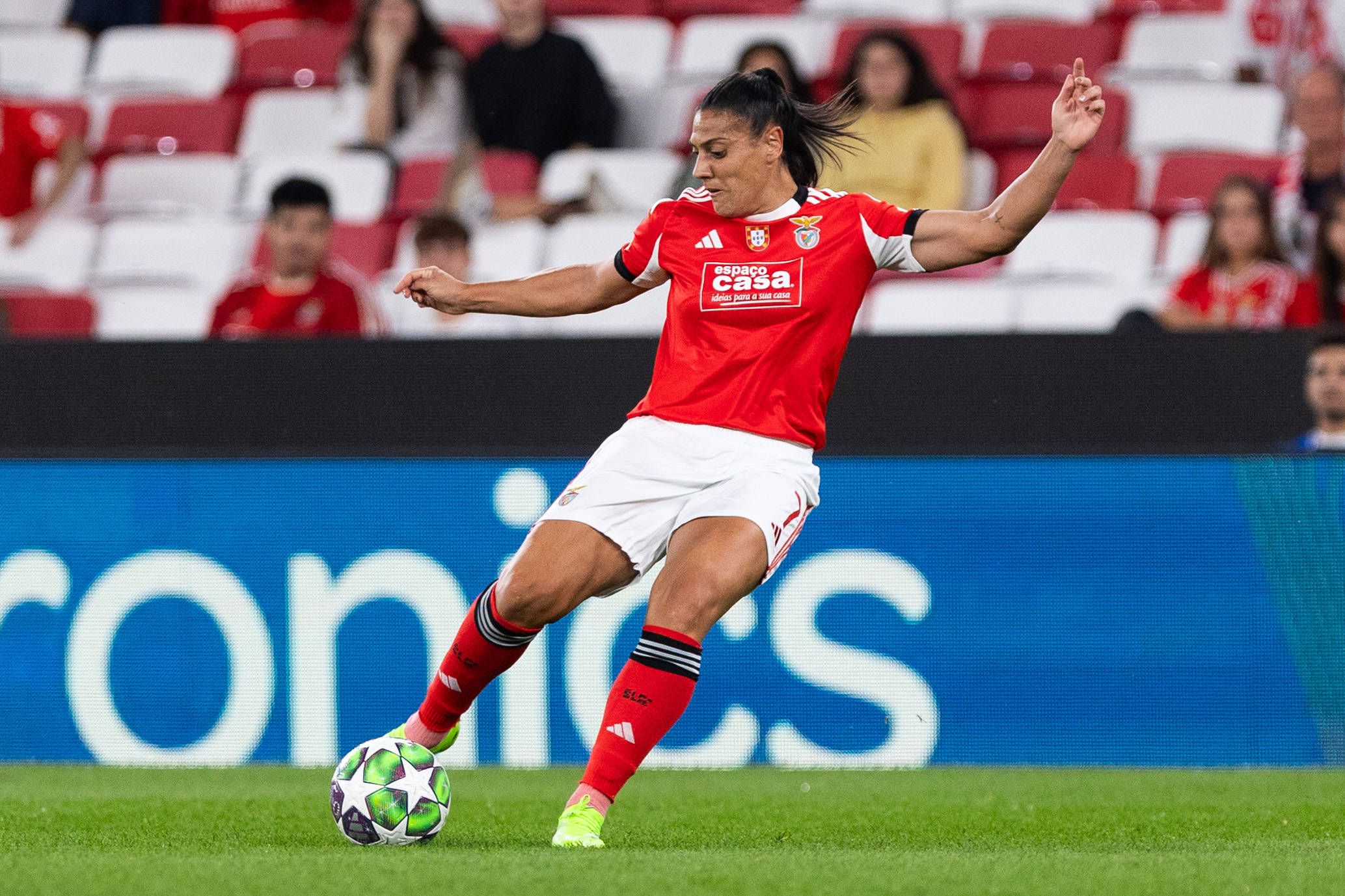 Cristina Martín-Prieto será uma das armas apontadas pelo Benfica à baliza do Twente, pela 3.ª jornada da Champions feminina. Foto: IMAGO