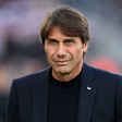 Depois do desaire com o Bolonha, Antonio Conte ainda não orientou um treino