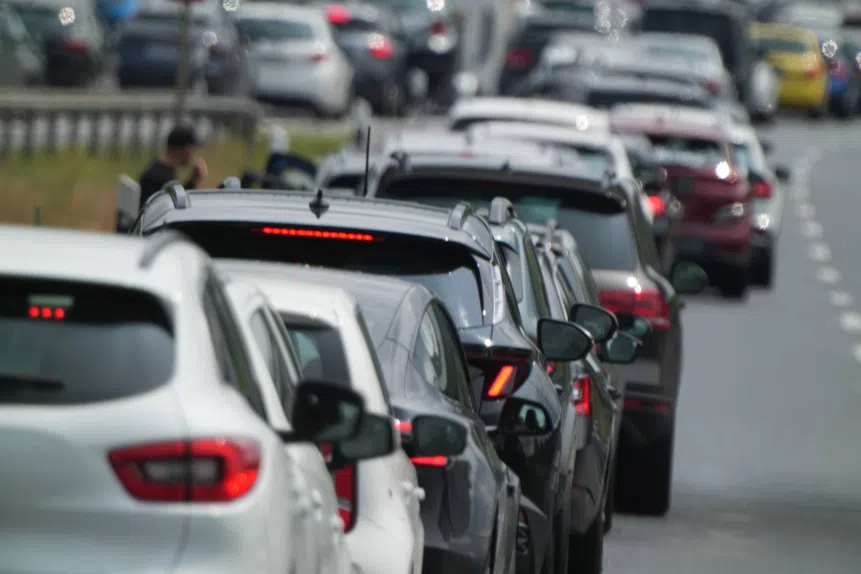 Eixo N-S interditado! Caos total rodoviário