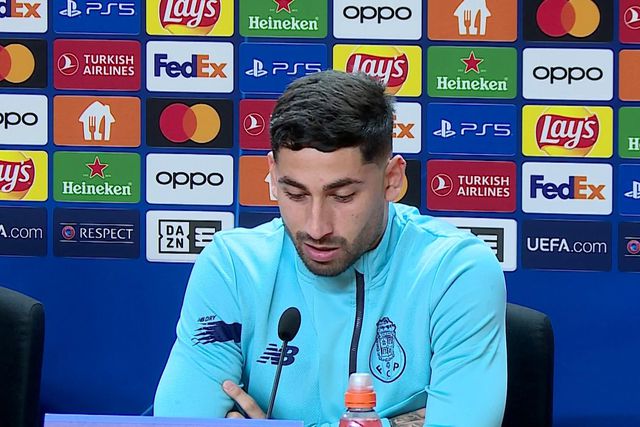 «Aqui o futebol é mais rápido»