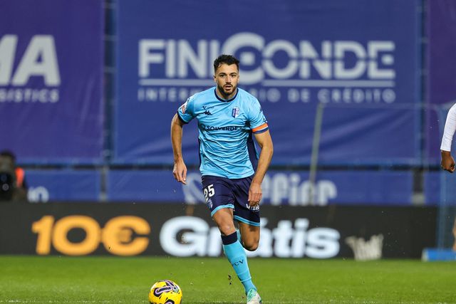 Vizela: Rodrigo Escoval renova até 2026