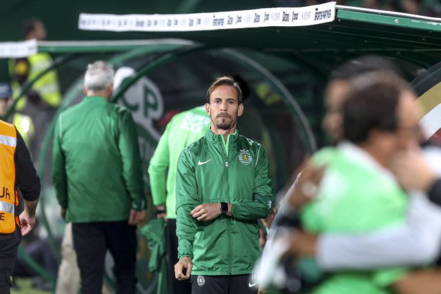 «João Pereira foi apresentado como legítimo herdeiro de Ruben Amorim...»