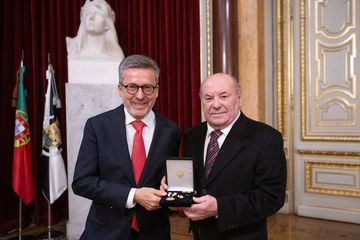 António Simões recebe Medalha de Mérito Desportivo de Lisboa