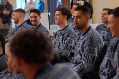 Risos e boa disposição nos bastidores do vídeo de Natal da 'La Famiglia Portista'