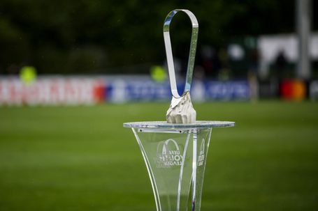 Troféu da Youth League - Foto SL Benfica
