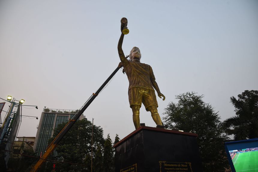Estátua de Messi em Calcutá tem 21 metros - Foto: IMAGO