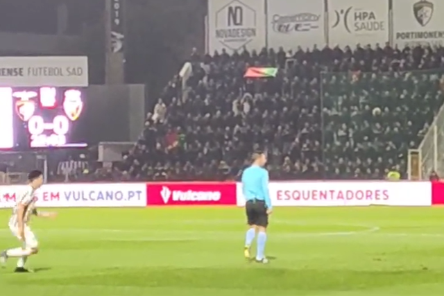 Centenas de polícias em protesto no Portimonense-Farense (vídeo)