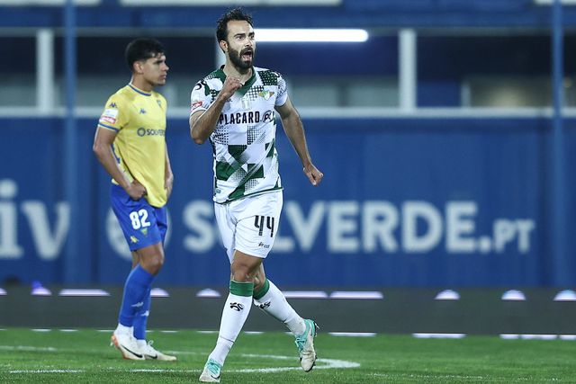 Moreirense volta às vitórias na Amoreira e impõe-se perante o Estoril (veja o resumo)