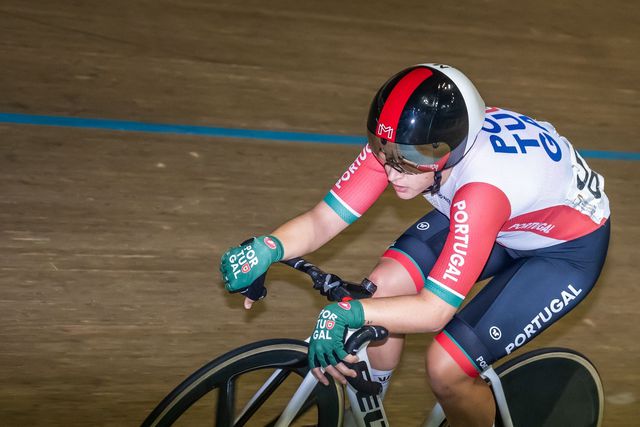 Ciclismo de pista: Tata Martins e Rui Oliveira ficam perto das medalhas
