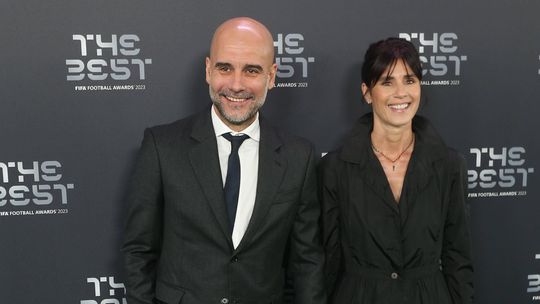 Problema para Guardiola... fora de campo: divorciou-se