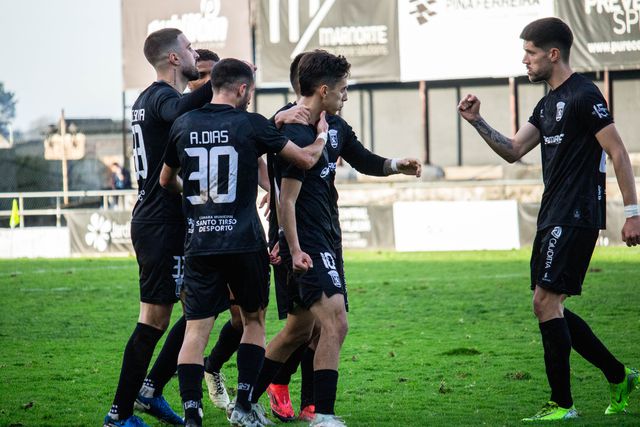 Custa muito gastar dinheiro  