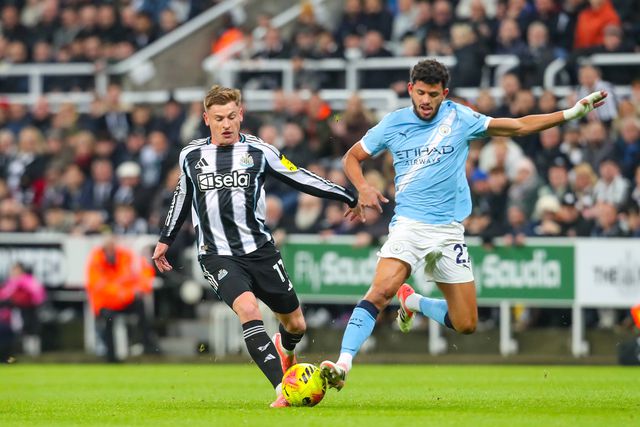 Newcastle-Man. City: joga-se a meia-final da Taça da Liga