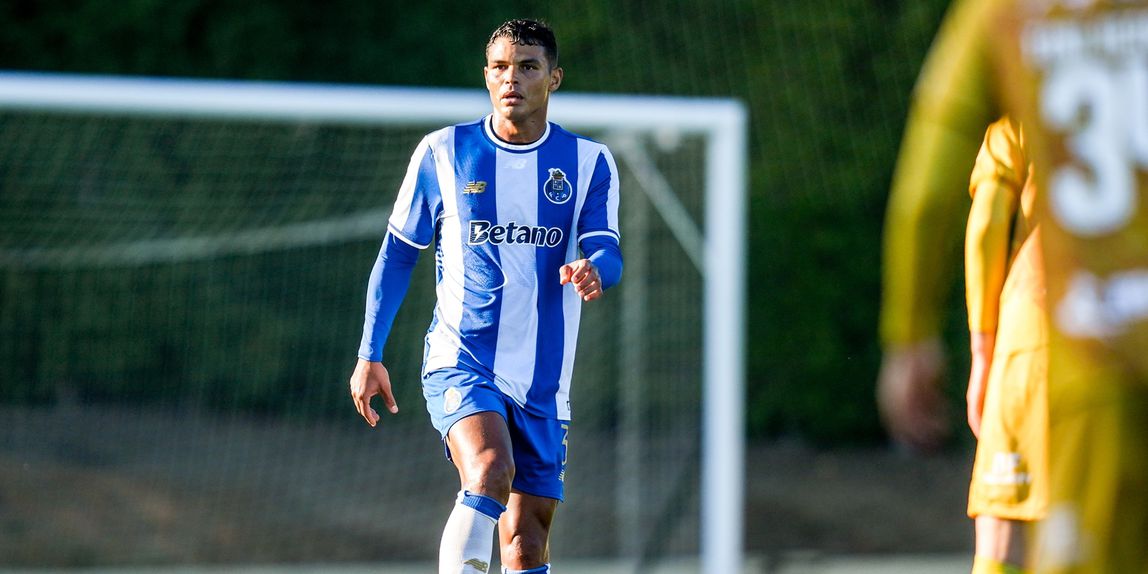 Thiago Silva é uma das novidades na convocatória de Francesco Farioli - Foto: FC Porto