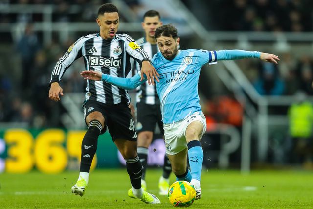 Bernardo Silva em ação durante o encontro com o Newcastle