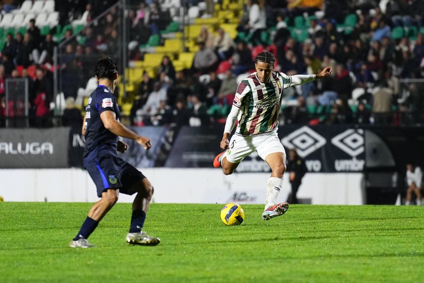 Seis meses e 12 jogos depois, o centrocampista deixa a Reboleira e ruma ao principal escalão do futebol italiano